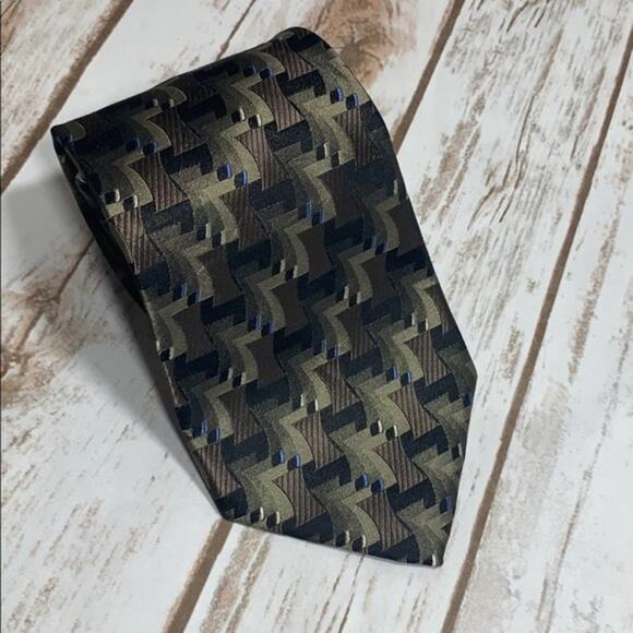 Arrow Green Silk Tie - Picture 2 of 3